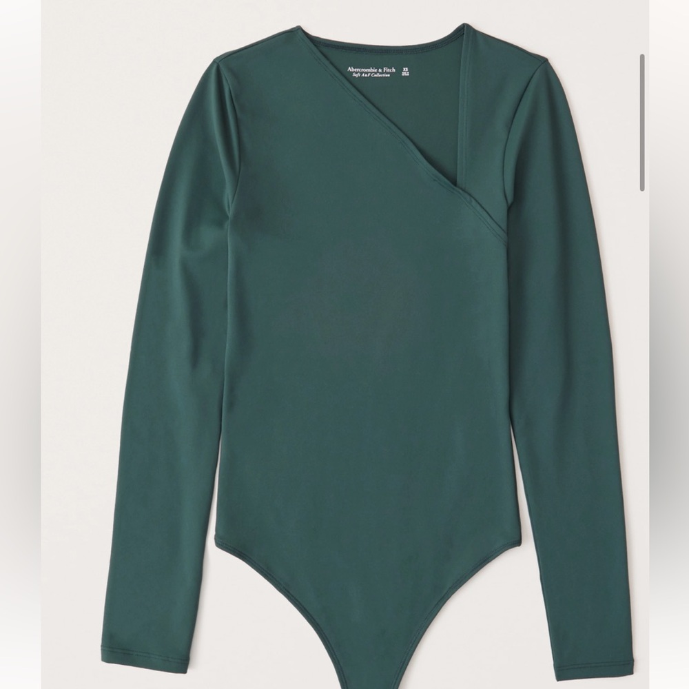 Abercrombie & Fitch Dark Green Soft Collection Top